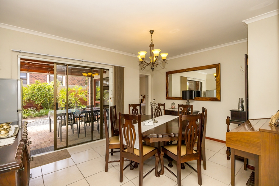 3 Bedroom Property for Sale in Kleinbosch Western Cape